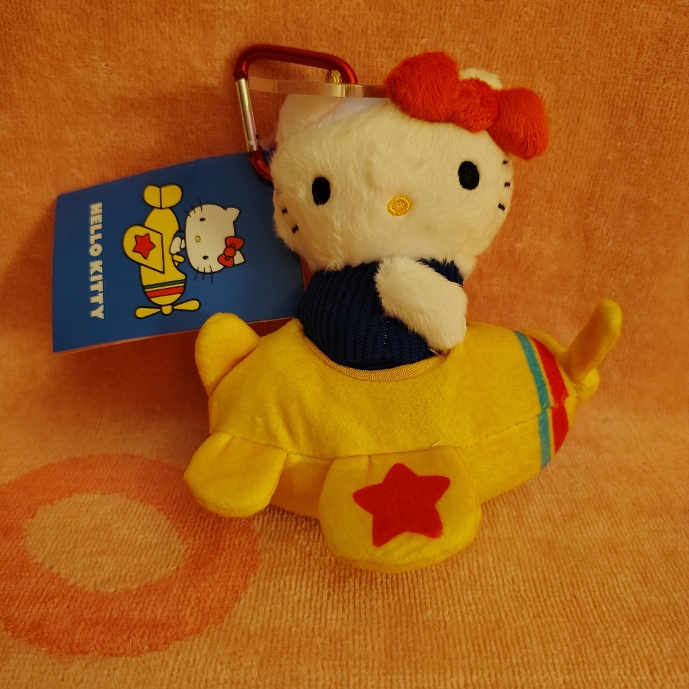 EXCLUSIVE - Hello Kitty Officially Licensed 50th Anniversary Purse Pal Plushie - Picture 2 of 8